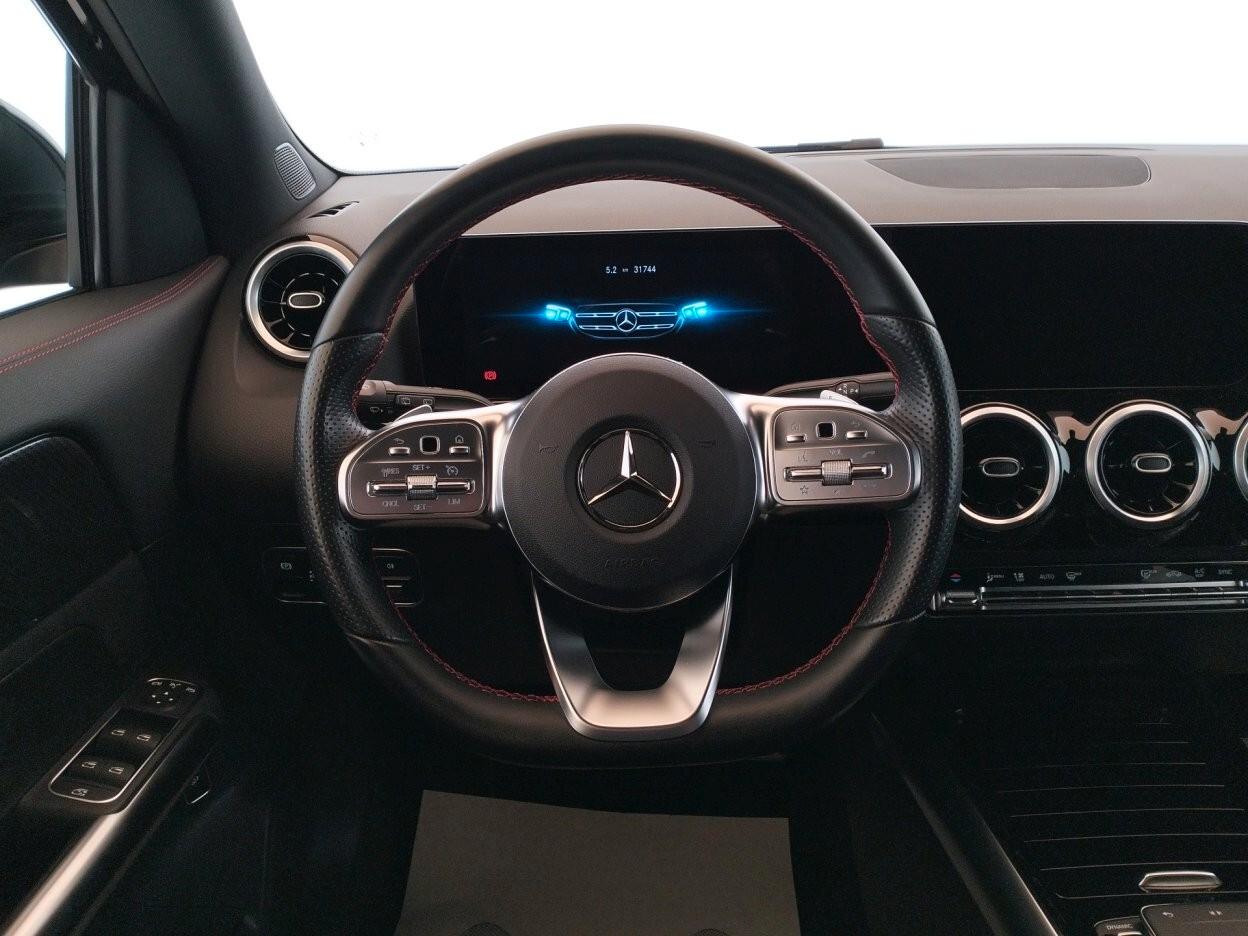 Mercedes-Benz GLA 180d Premium auto - PACCHETTO AMG - PACCHETTO NIGHT
