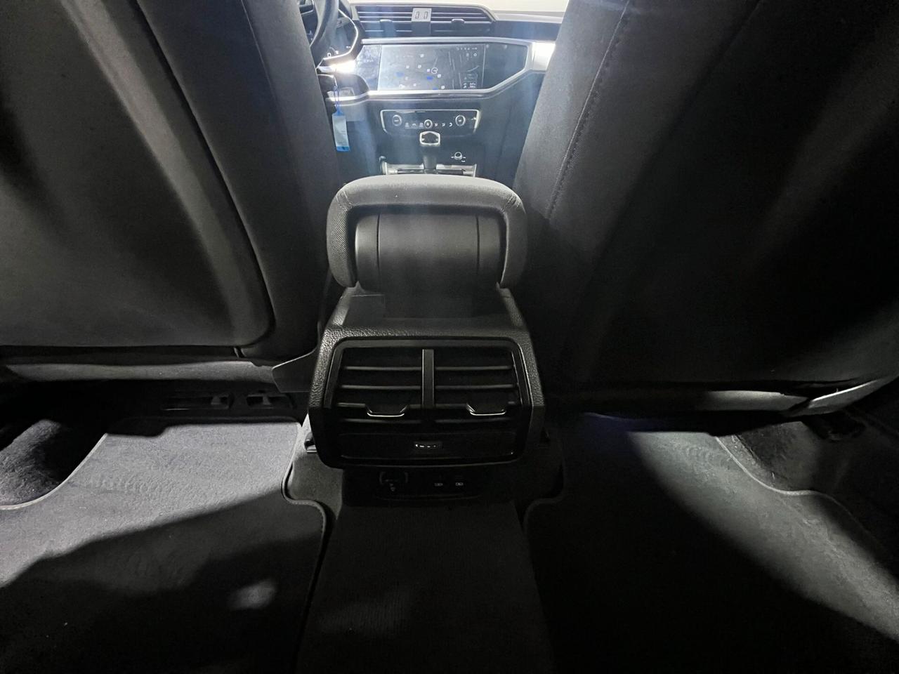 Audi Q3 35 TDI S tronic Business Advanced