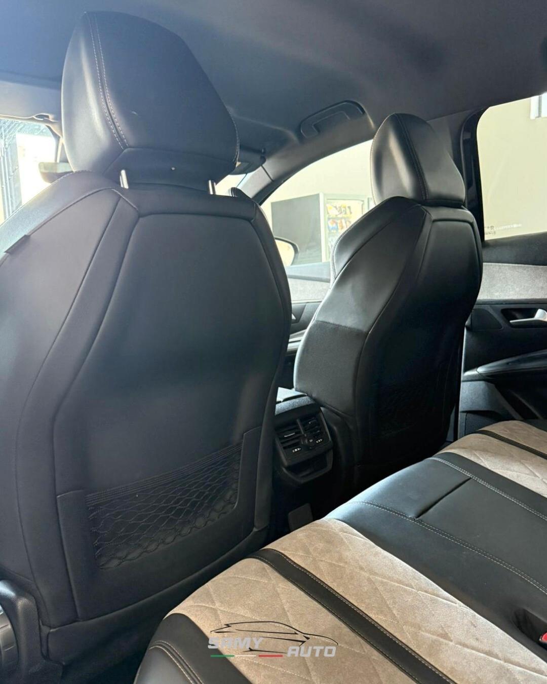 Peugeot 3008 Hybrid4 300 e-EAT8 GT