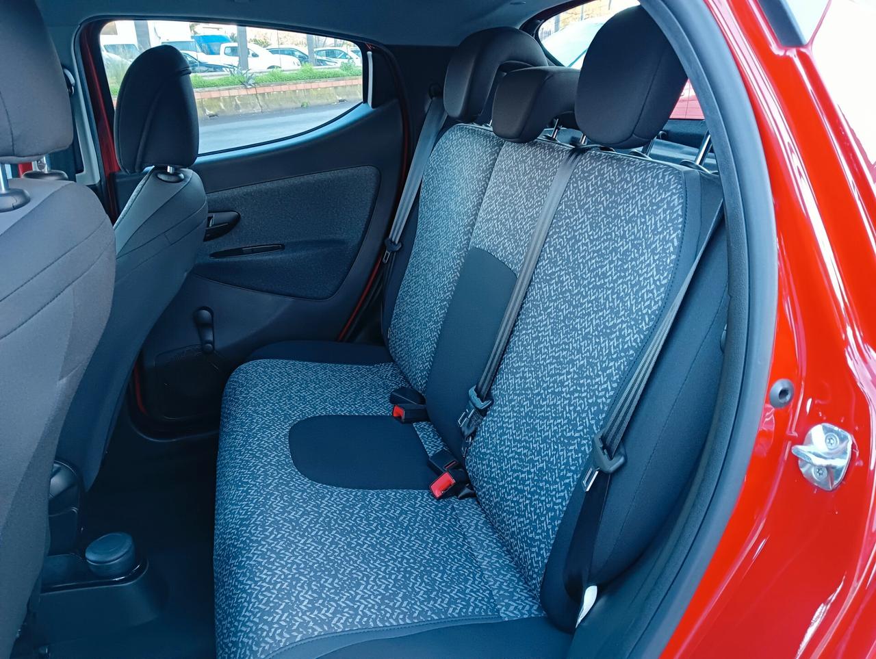 Lancia Ypsilon 1.2 69 CV Unico Prop.