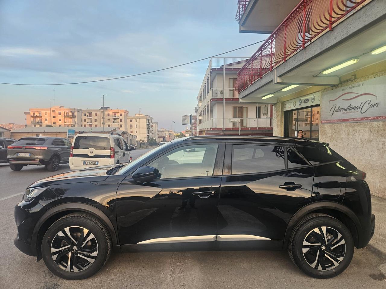 Peugeot 2008 1.5 bluehdi Allure 100cv FULL