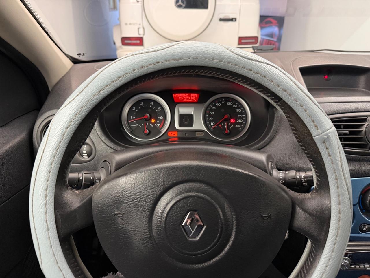 Renault Clio 1.2 75CV 3 Porte ok neopatentati