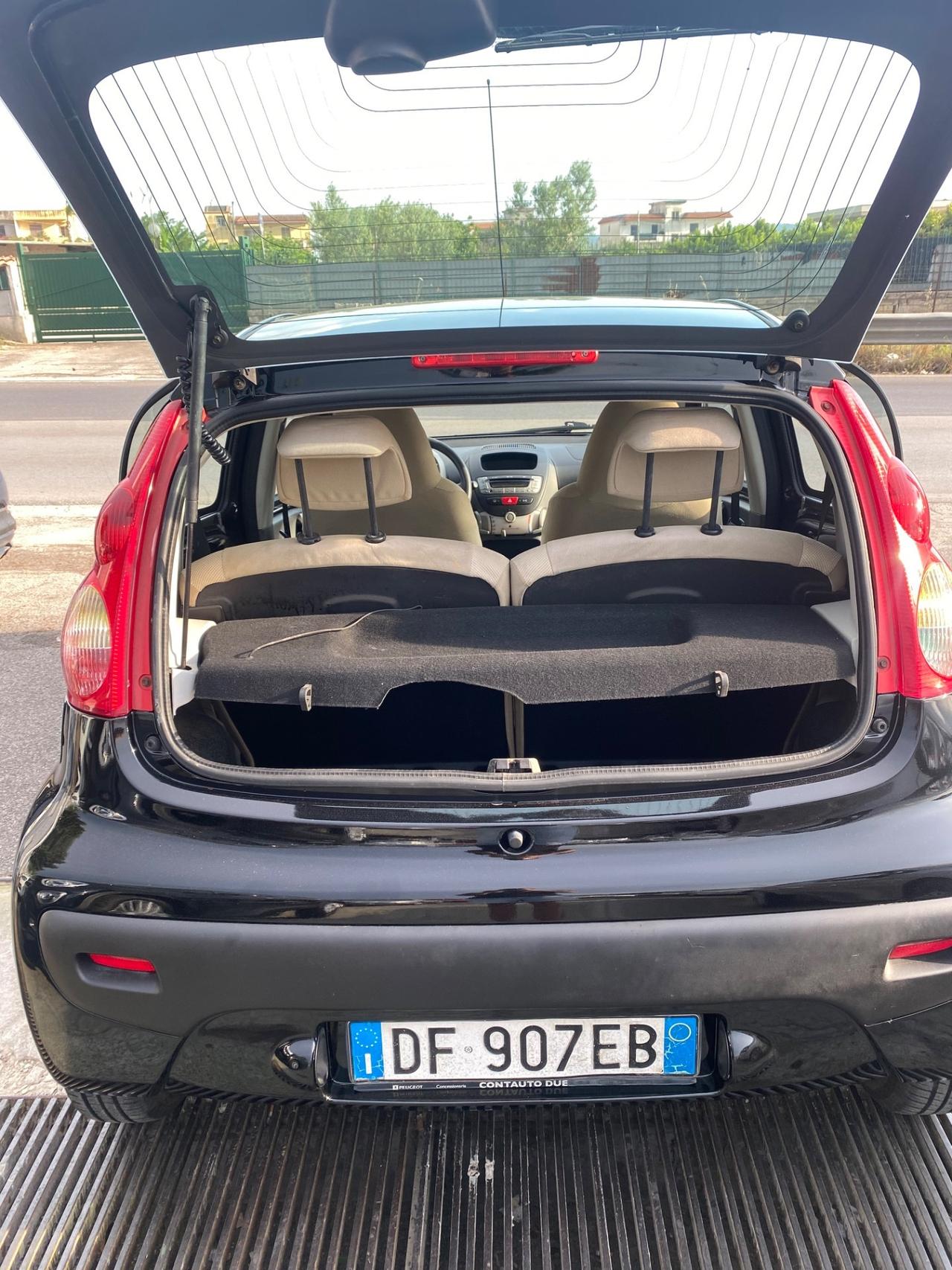 Peugeot 107 1.0 68CV 5p. Desir