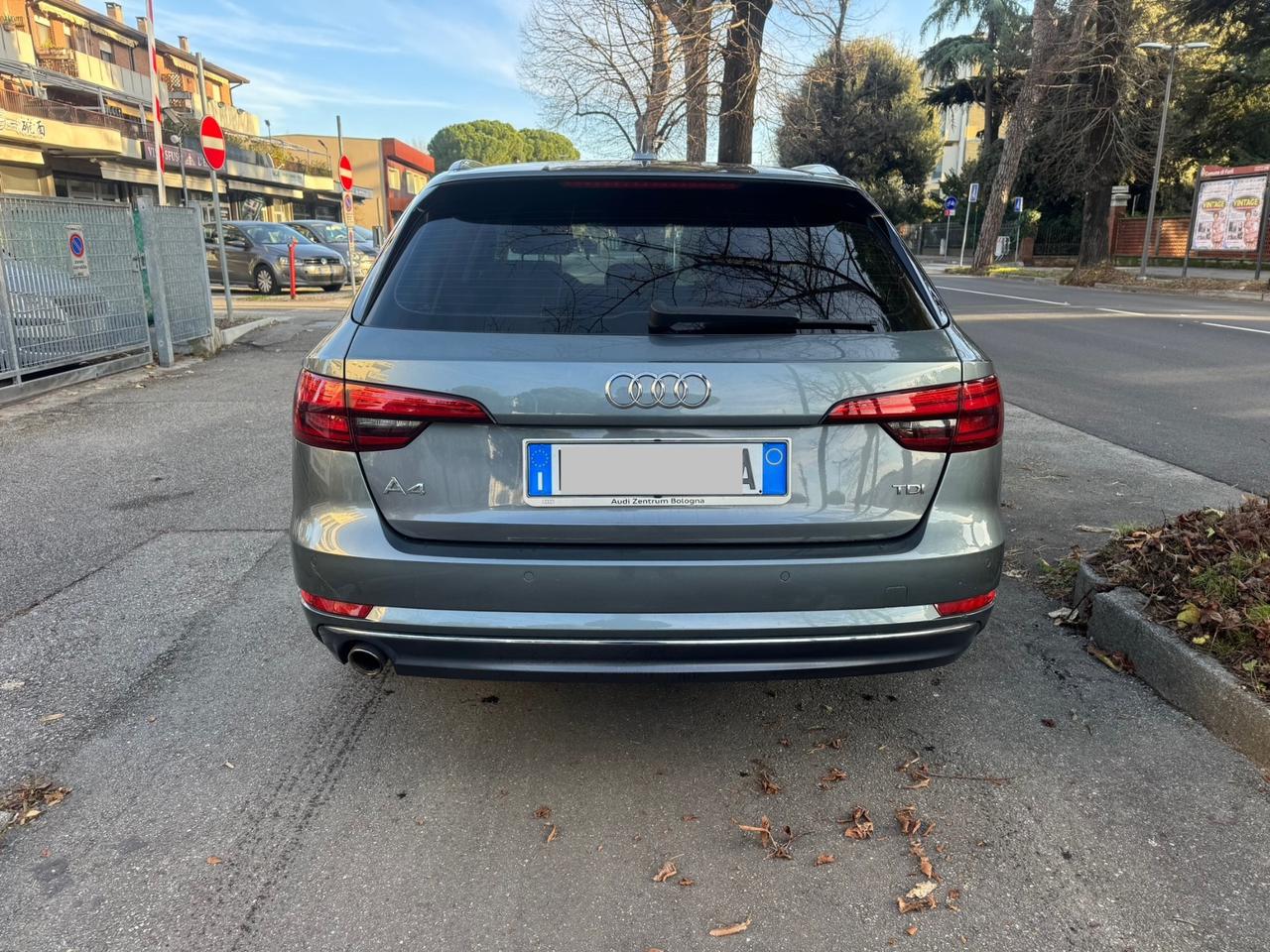 Audi A4 2.0 TDI S tronic Business Sport garanzia 12 mesi