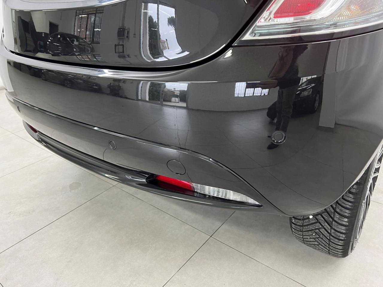 LANCIA Ypsilon III 2015 Ypsilon 1.0 firefly hybrid Gold s&s 70cv