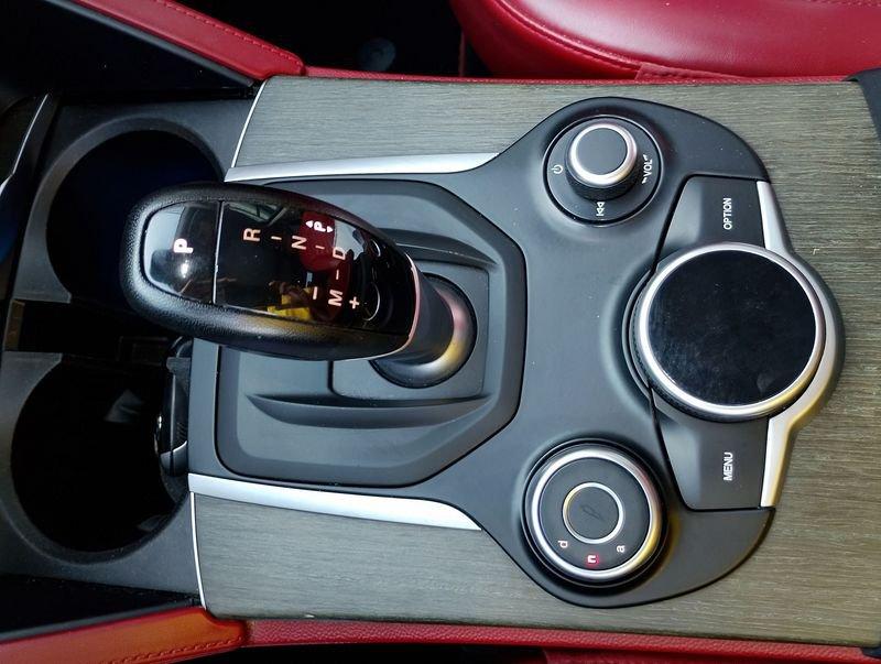 Alfa Romeo Stelvio Stelvio 2.2 Turbodiesel 210 CV AT8 Q4 Executive