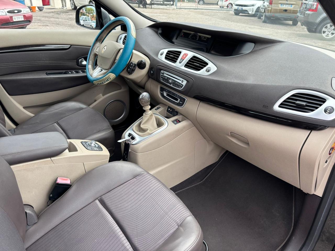 Renault Scenic Scénic X-Mod 1.9 dCi 130CV Luxe