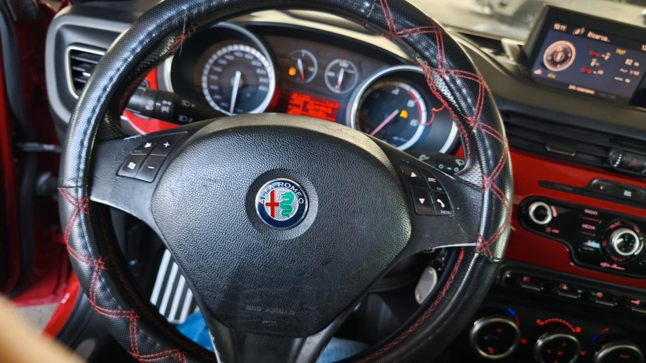Alfa Romeo Giulietta 1.6 JTDm-2 105 CV Exclusive