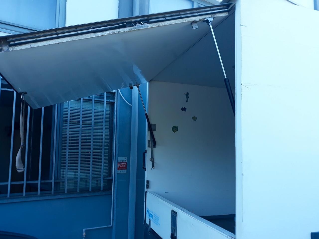 FORD TRANSIT KM 55.000 T 3.500 PATENTE B