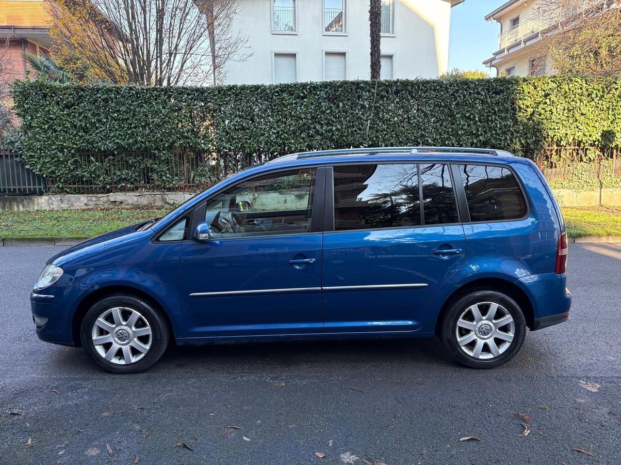 Volkswagen Touran 1.4 16V TSI Highline