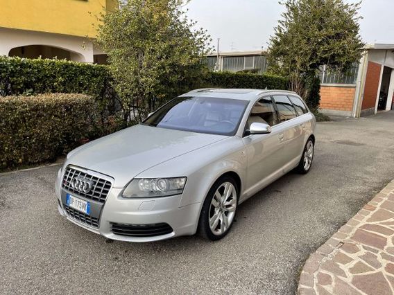 AUDI S6 Avant 5.2 V10 quattro tiptronic