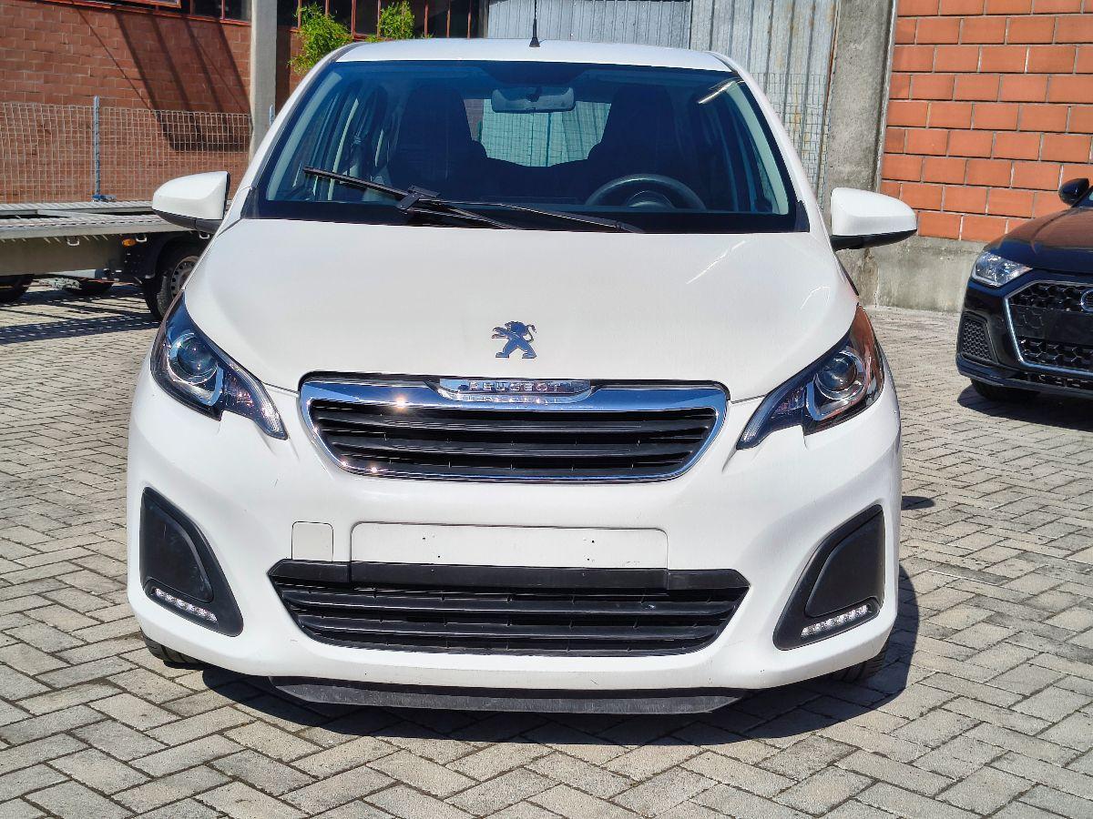 PEUGEOT - 108 - PureTech 82 5p. Active TOP!