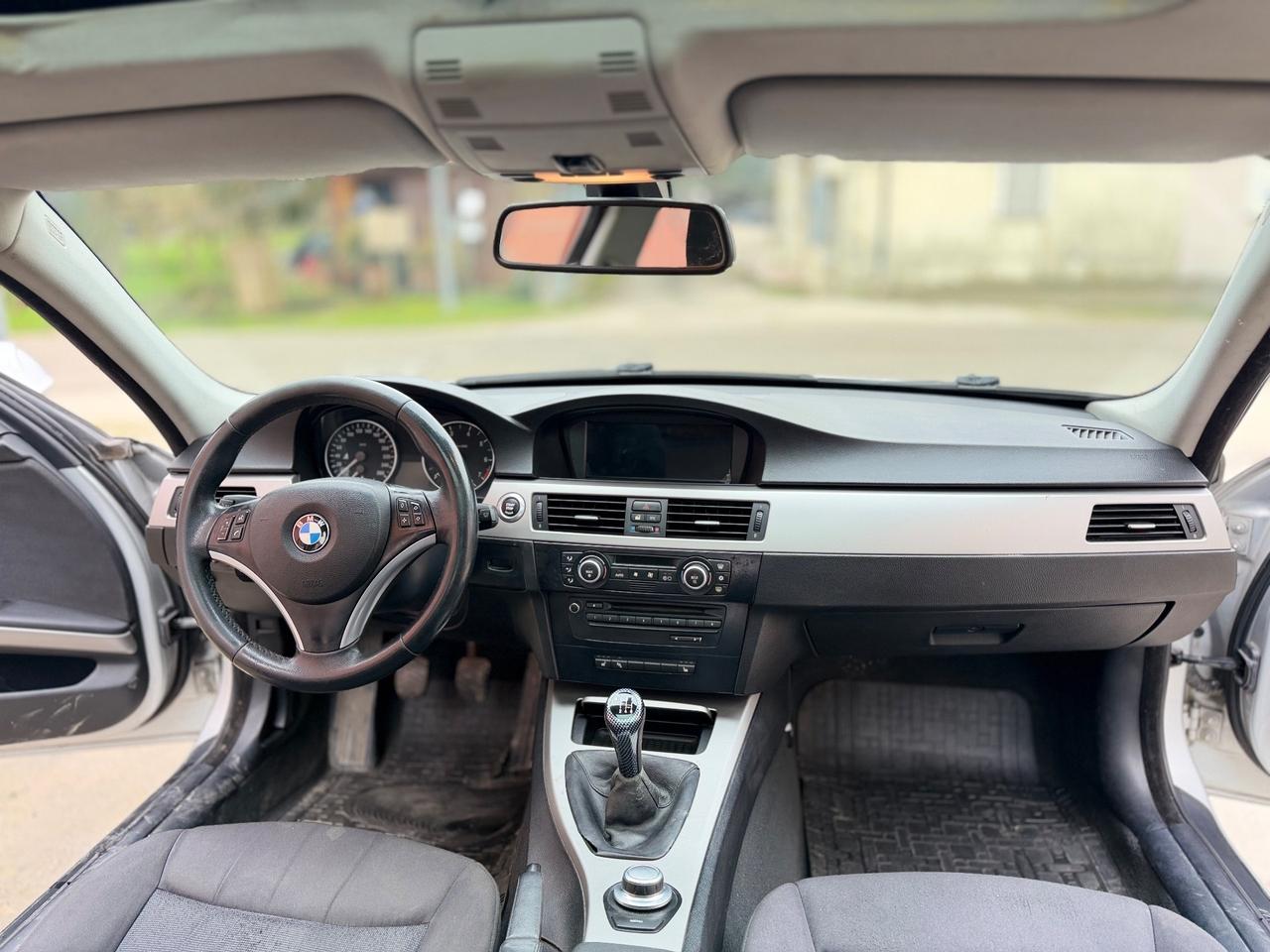 Bmw 318 i cat Touring MSport