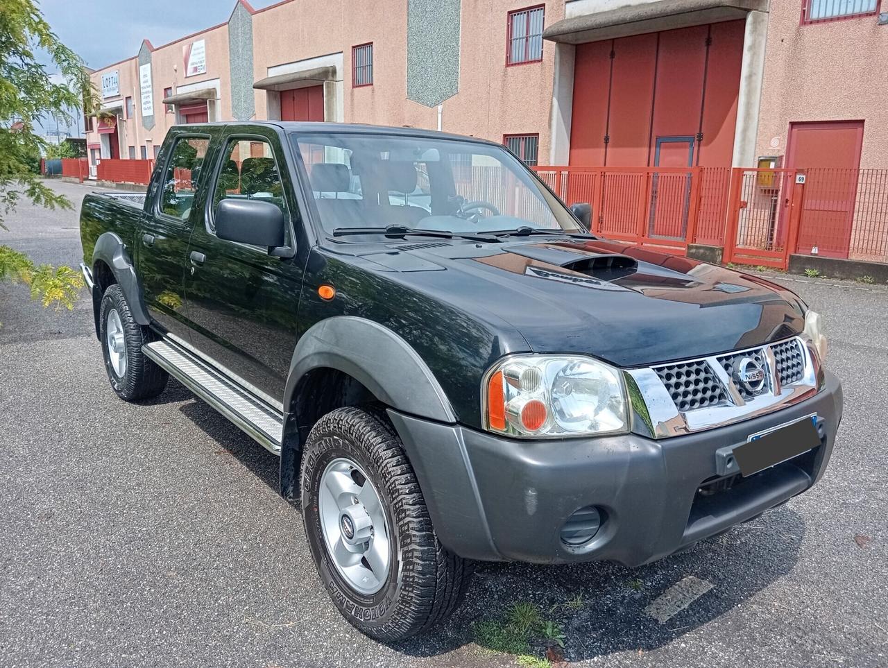 Nissan Navara 2.5 dCi 4 porte Double Cab Permute 4X4