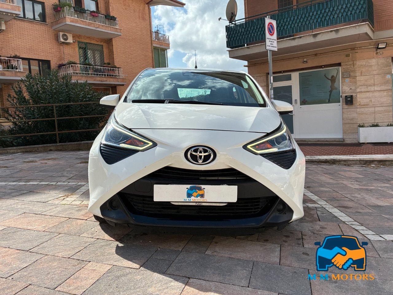 Toyota Aygo 5p 1.0 x-cool m-mt 72 cv