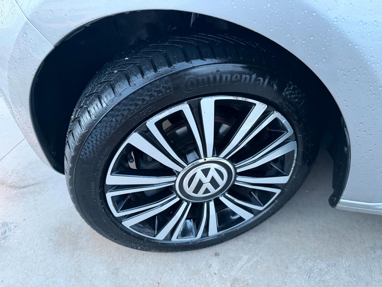 VOLKSWAGEN UP 2019 1.0 BENZ/METANO 68CV *TETTO APRIBILE