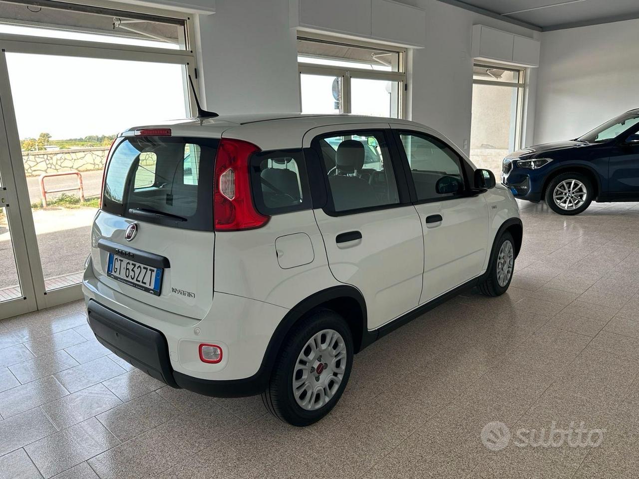 Fiat Panda 1.0 Hybrid - 2024 - 14.000km - NESSUN VINCOLO - In garanzia Fiat