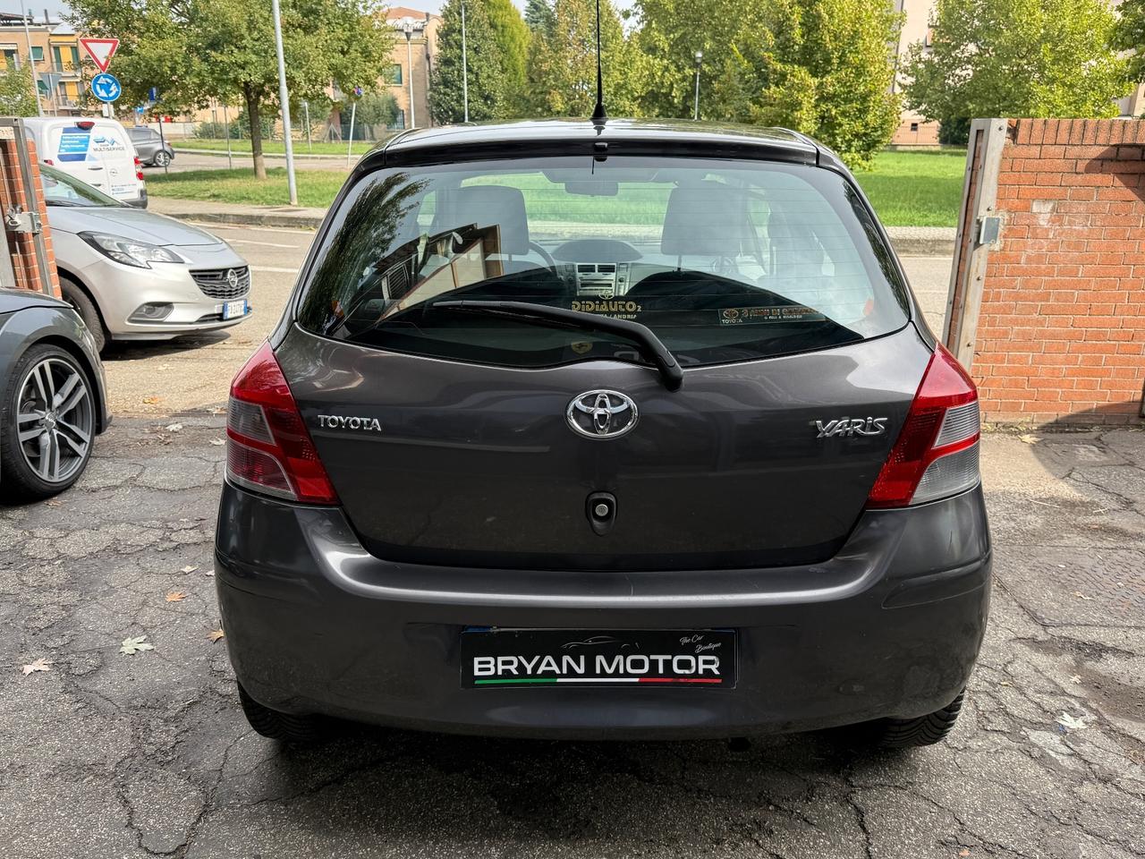 Toyota Yaris 1.3 5 porte M-MT Sol