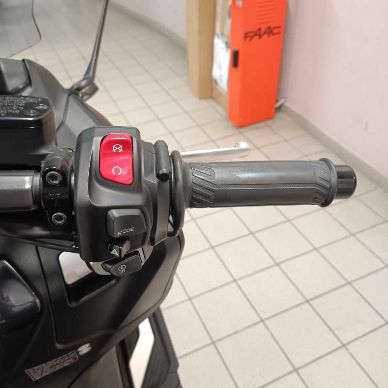 Yamaha T-Max 560 Tech Max - 2023
