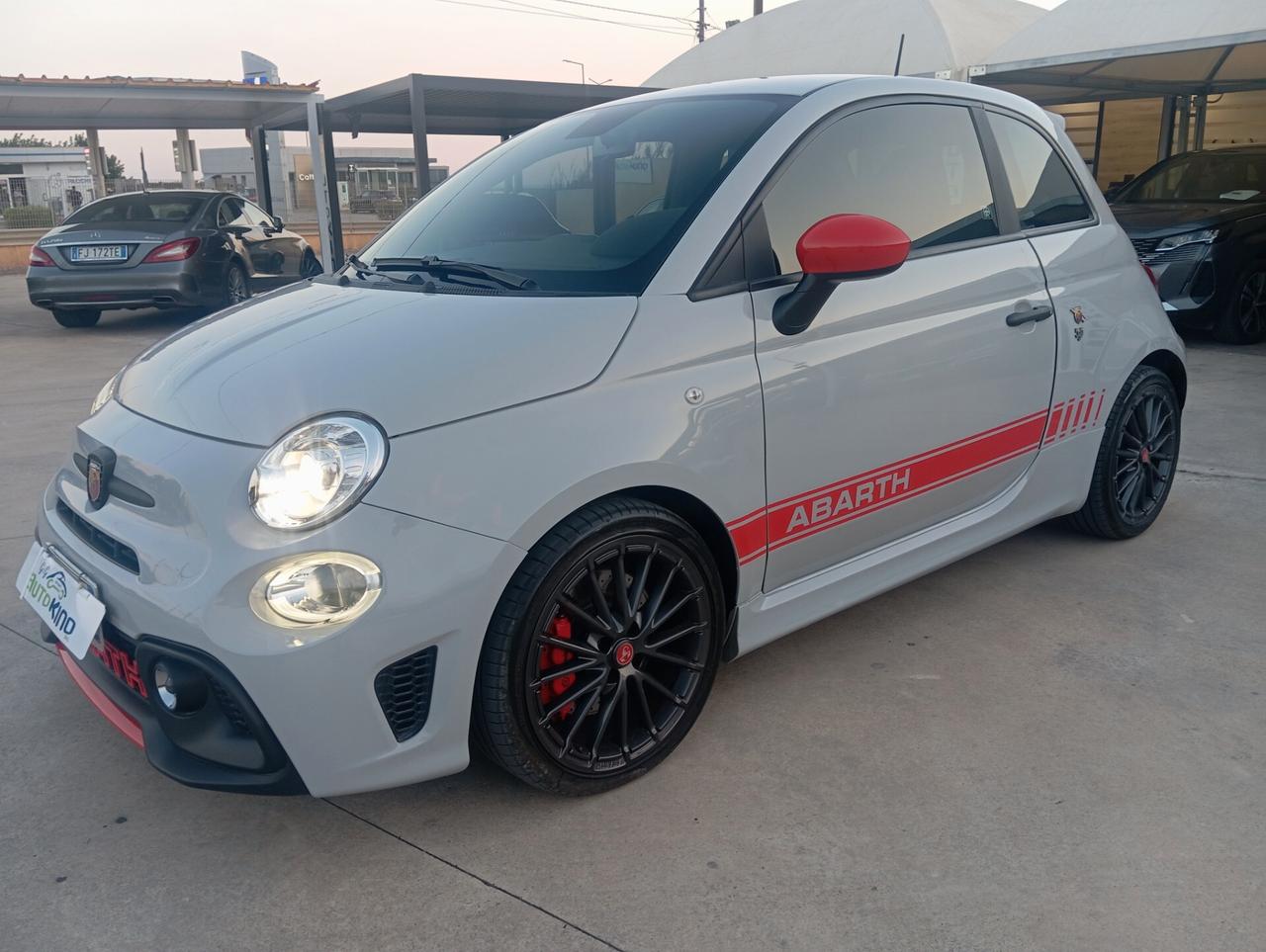 Abarth 595 1.4 Turbo T-Jet 180CV