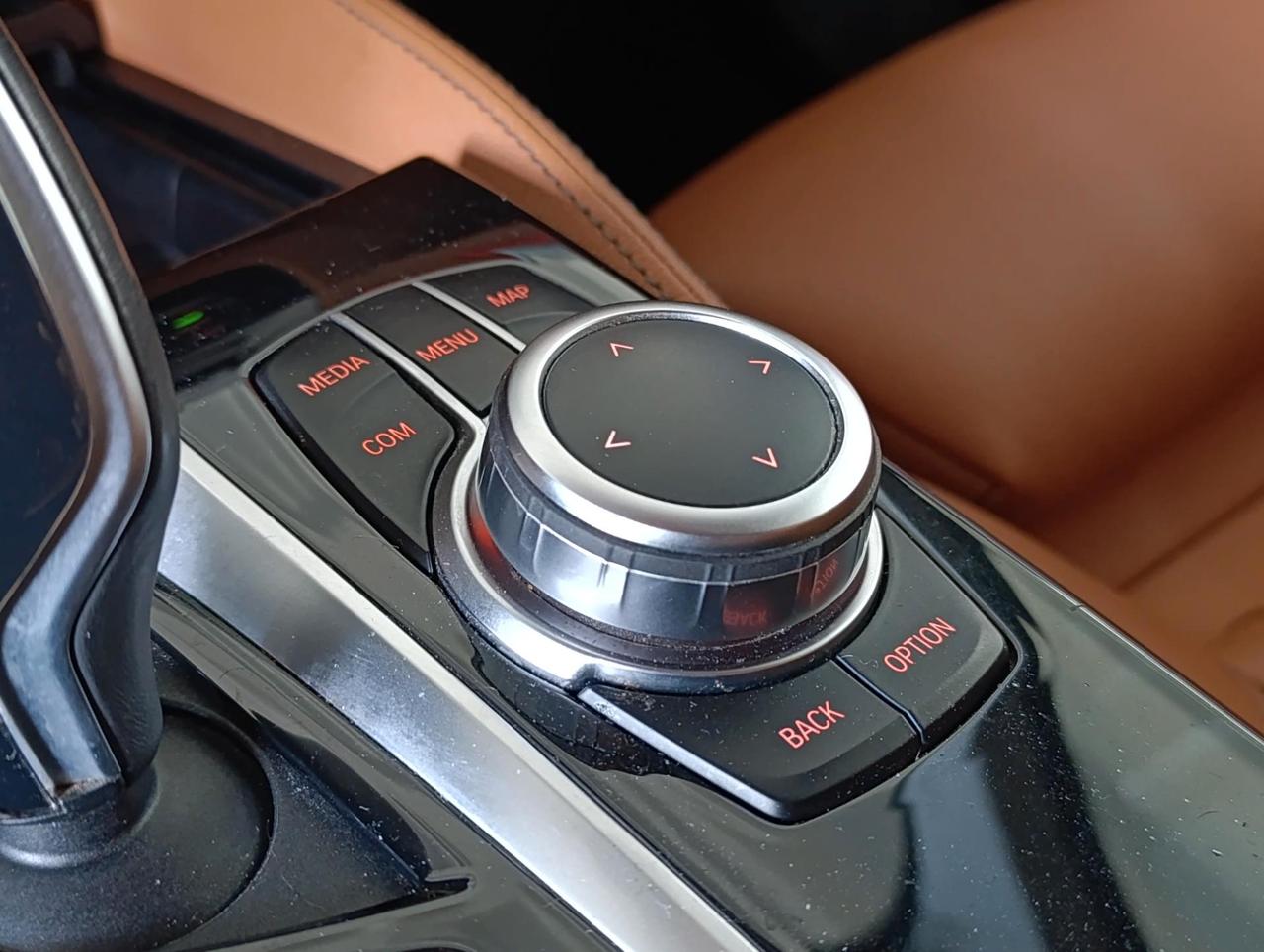 BMW 520 d Touring mhev 48V Luxury auto