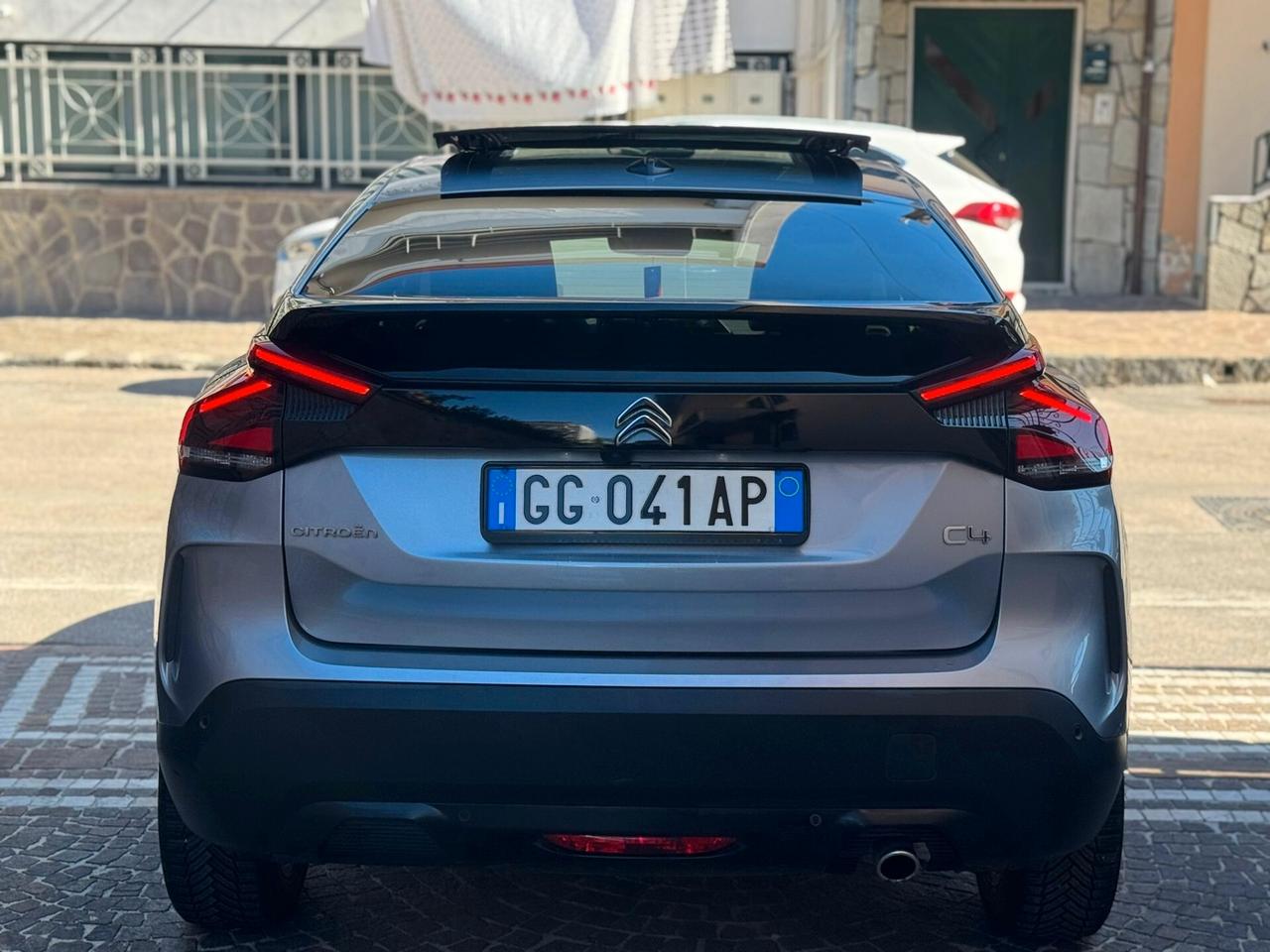 Citroen C4 BlueHDi 130 S&S EAT8 Shine