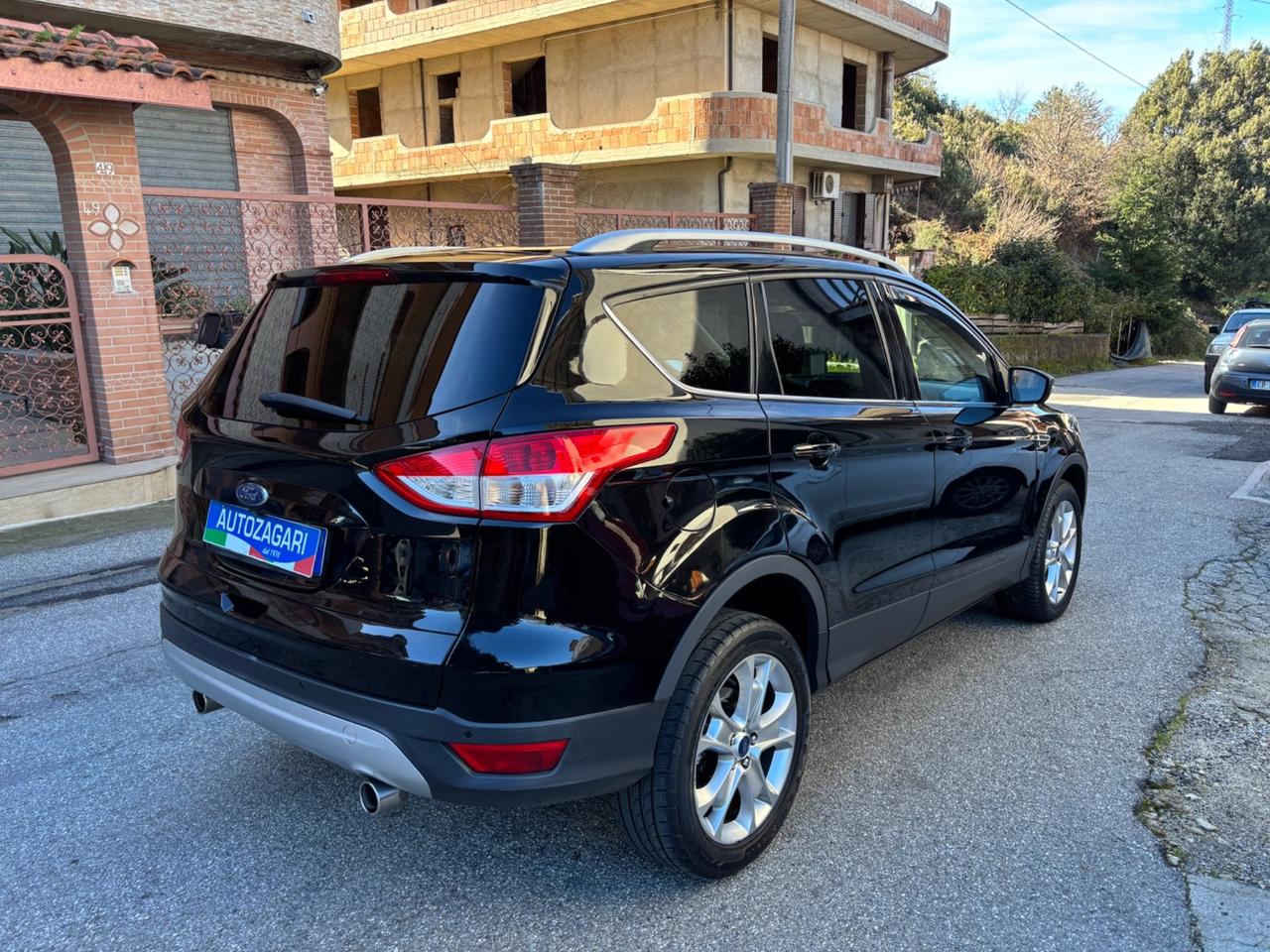 Ford Kuga 2.0 TDCI 150 CV S&S 4WD Titanium