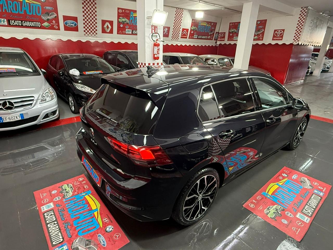 Volkswagen Golf 8 DSG 2.0 150cv BlueMotion - 2020