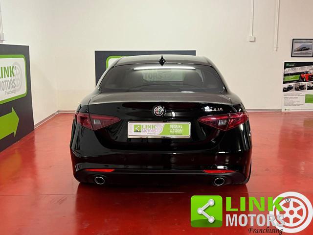 ALFA ROMEO Giulia 2.2 JTD 180 CV AT8 Super GARANZIA - DISTR - BOLLO