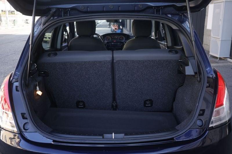 Lancia Ypsilon Lancia Ypsilon 1.0 firefly hybrid Gold s&s 70cv ANNO 2021