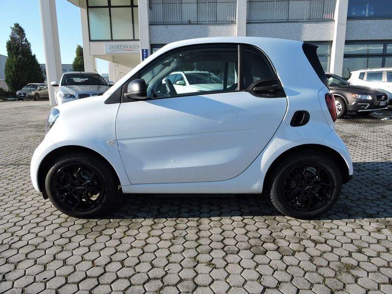 smart fortwo EQ Youngster, Navi, pelle, c. aut