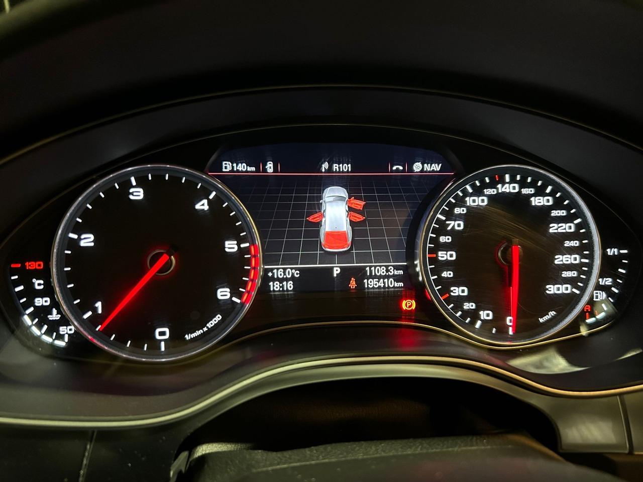 Audi A6 Avant 3.0 TDI 245 CV quattro S tronic BOOKSERVICE