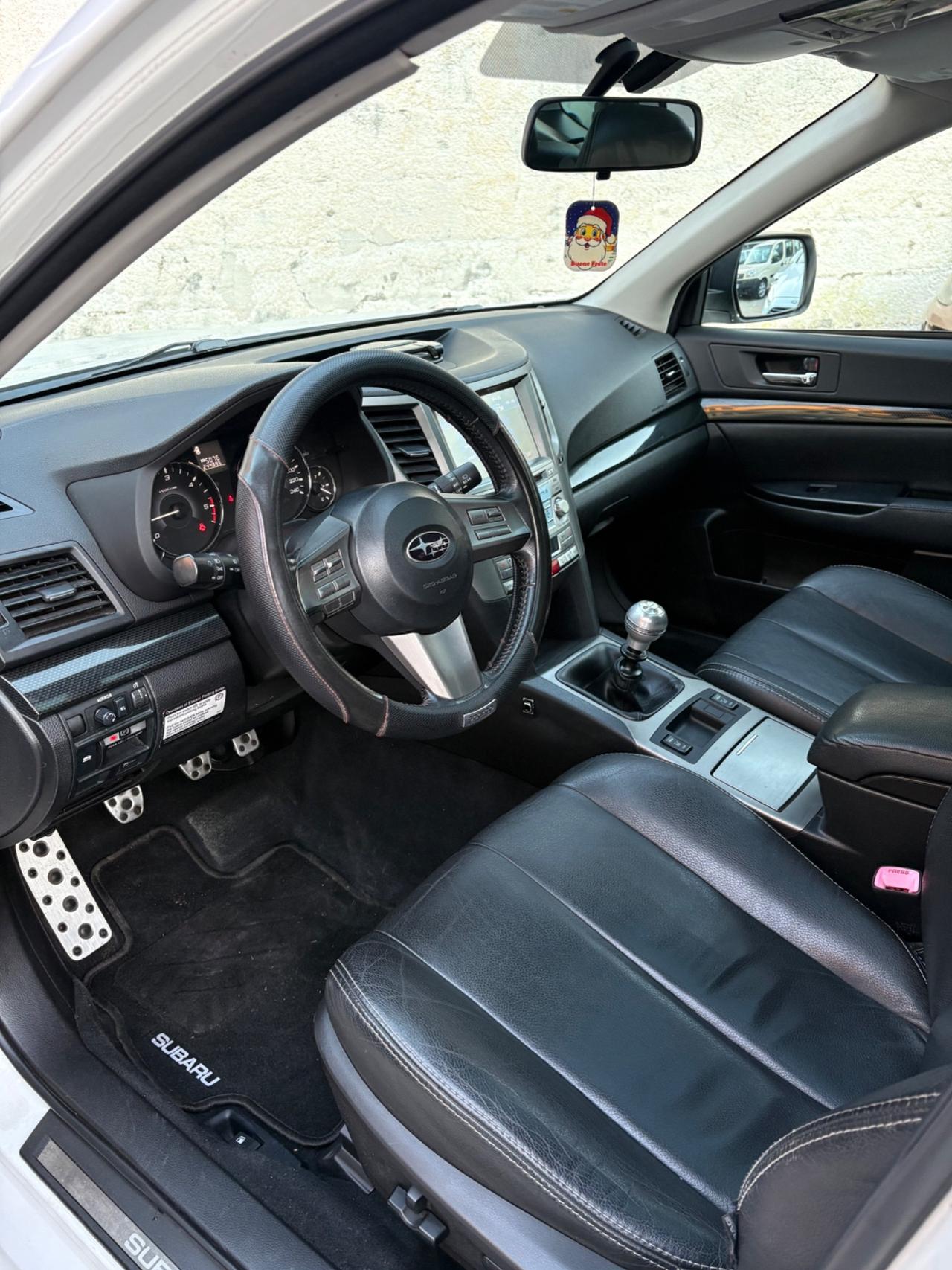 Subaru Legacy 2.0D 150cv TETTO NAVI CAM PELLE