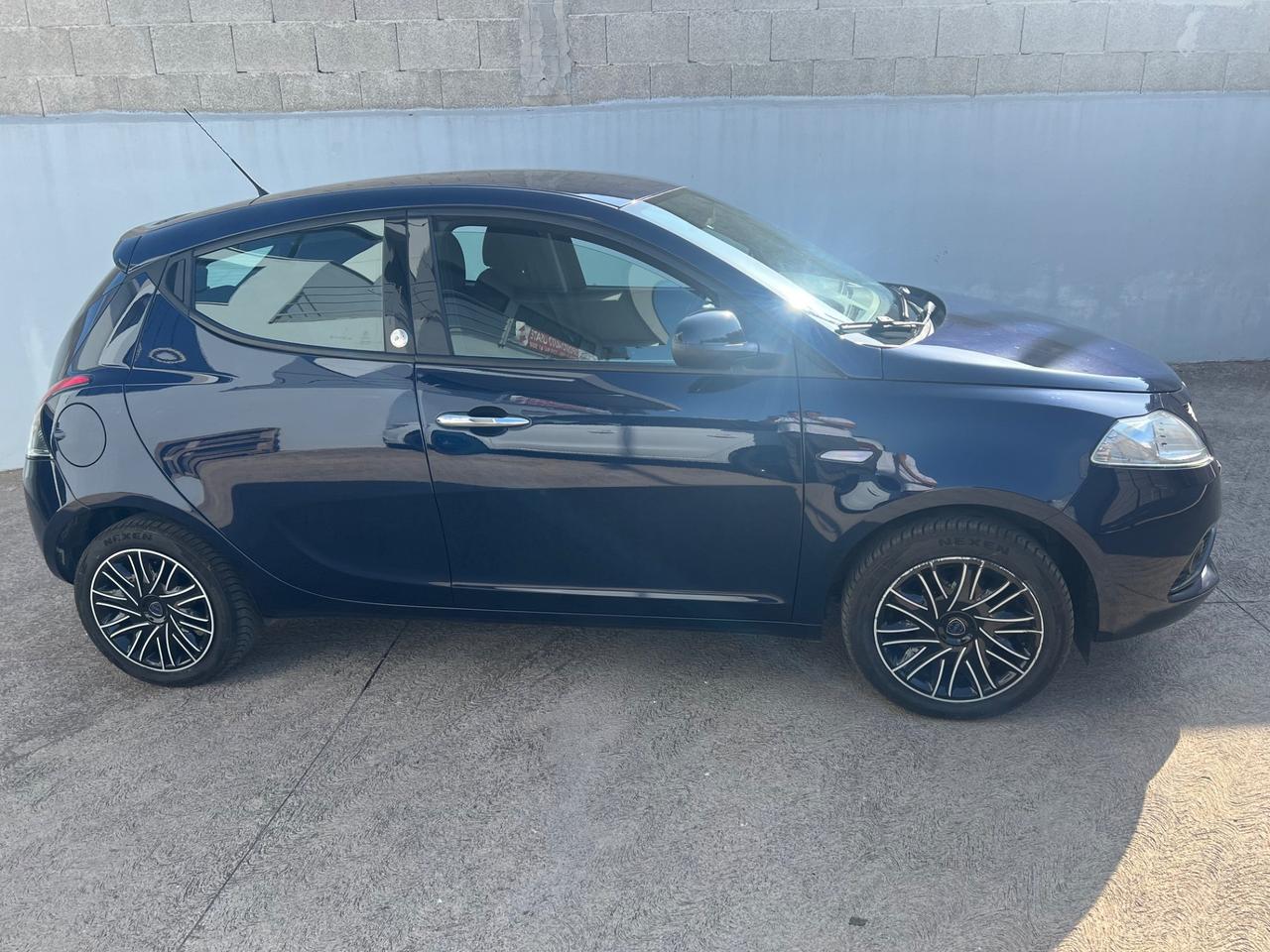 Lancia Ypsilon 1.2 GPL Gold | 2018