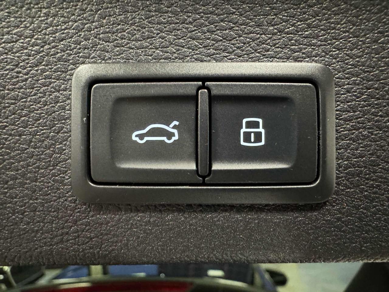 Audi Q2 35 TDI S tronic Business Advanced