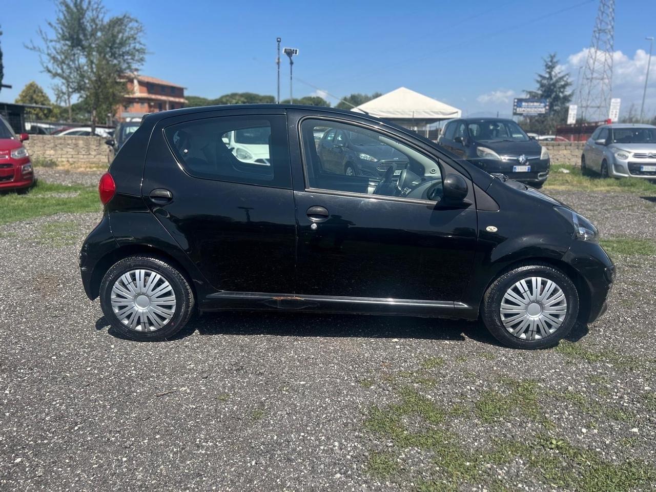 Toyota Aygo 1.0 12V VVT-i 5 porte