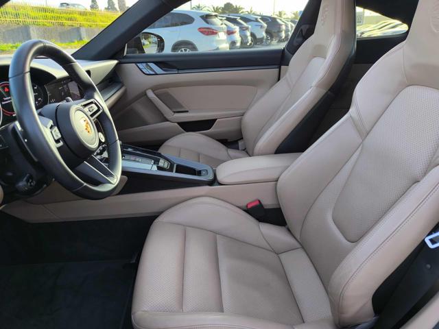 PORSCHE 911 Carrera S