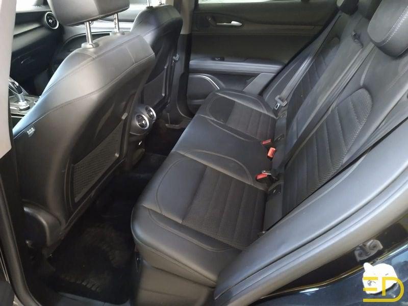 Alfa Romeo Stelvio Stelvio 2.2 t Super rwd 180cv auto