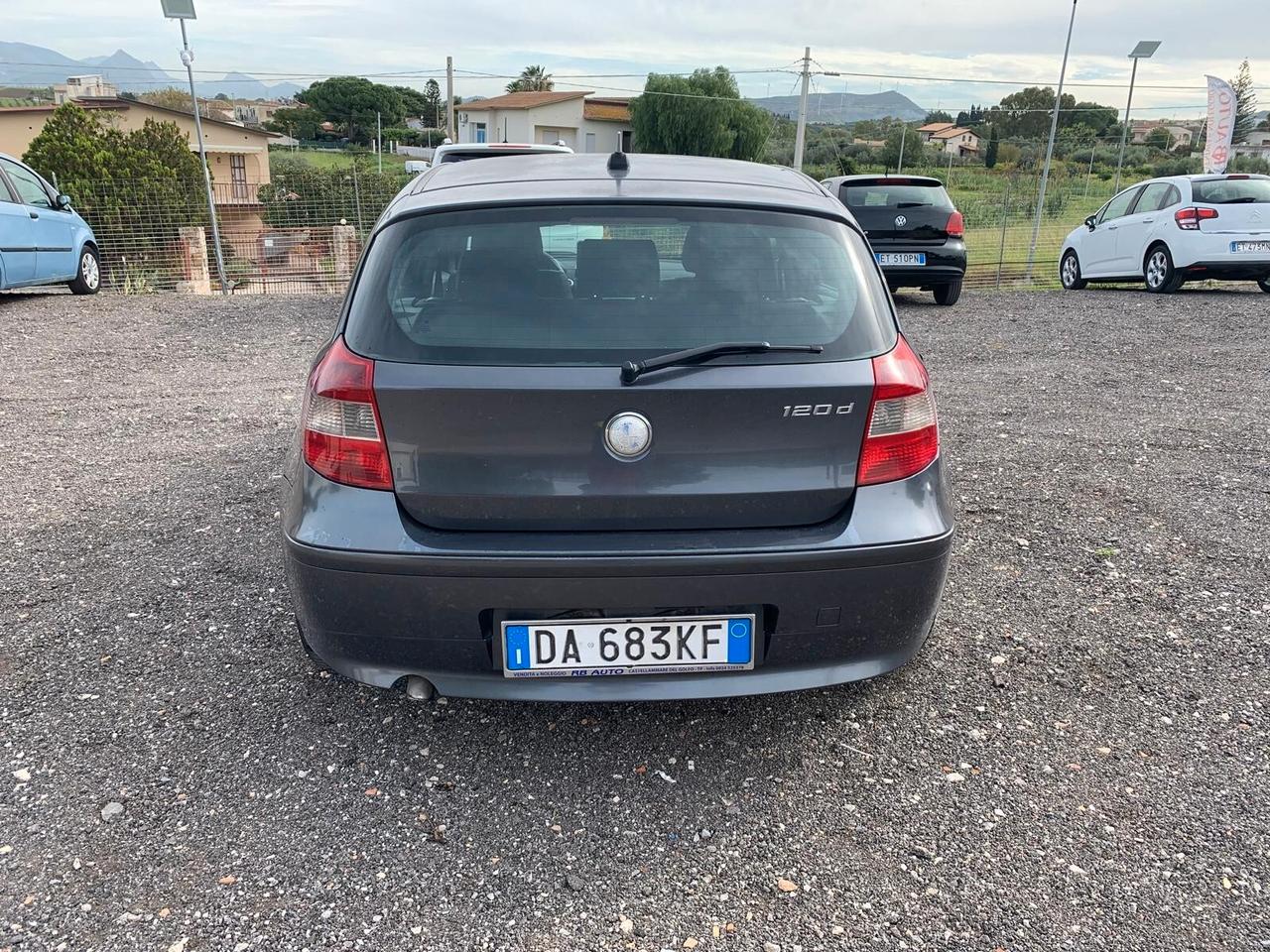 Bmw 120 118d cat 5 porte Futura