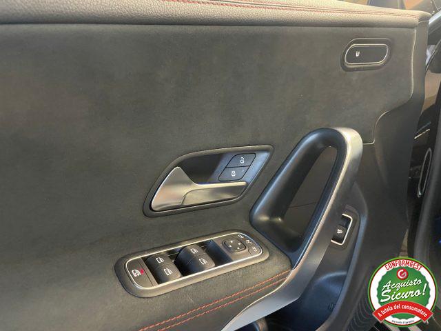 MERCEDES-BENZ CLA 200 Coupè d Aut. Premium AMG Line