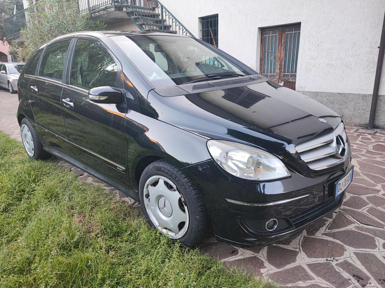 Mercedes-benz B 200 CDI Sport neopatentati premium