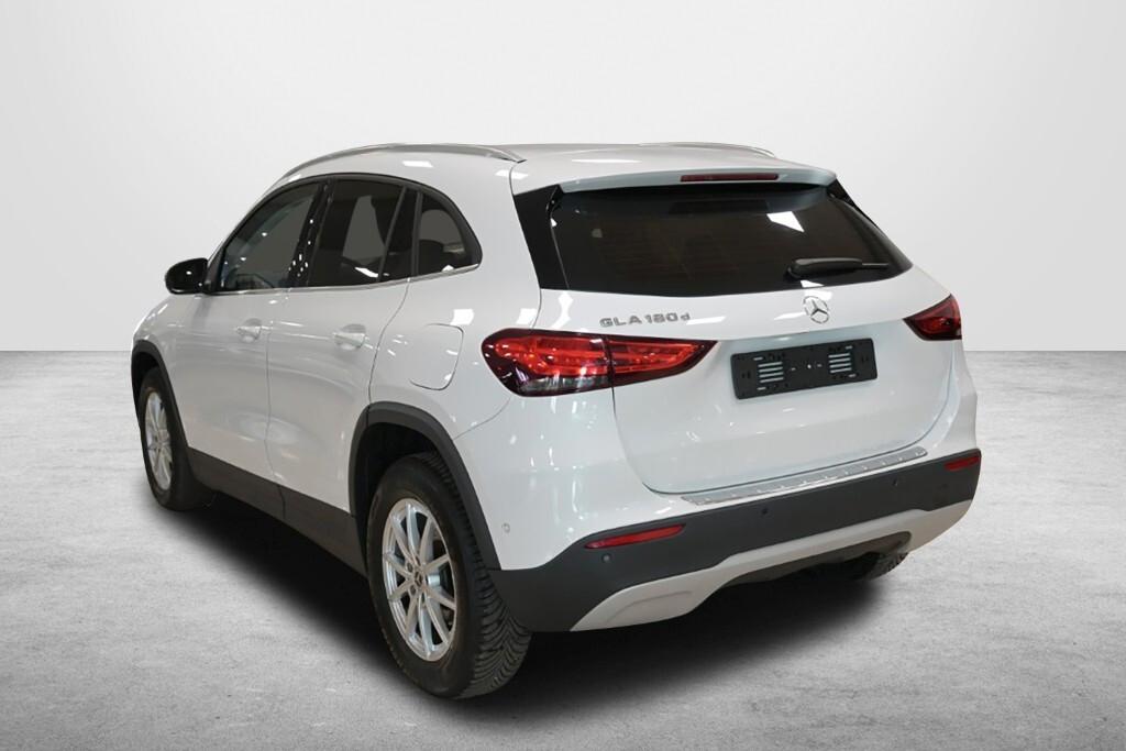 MERCEDES-BENZ GLA 180D 115CV AUTOMATIC BUSINESS SOLUTION ( NAVI PREMIUM - CRUISE - PARK ASSIST - TELECAMERA POST. )