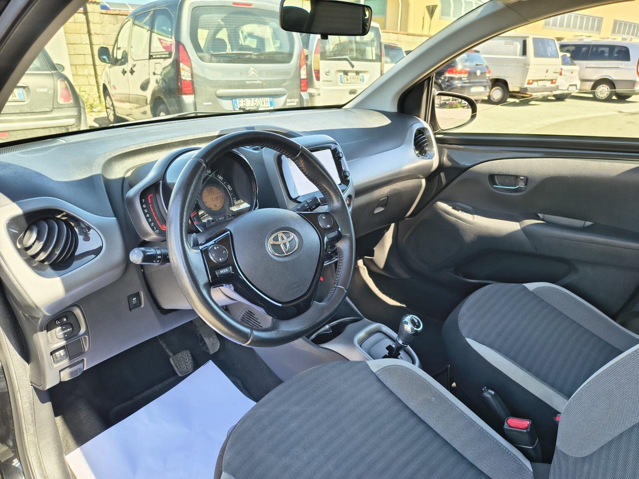 Toyota Aygo *AUTOMATICO* 1.0 BZ 5 porte