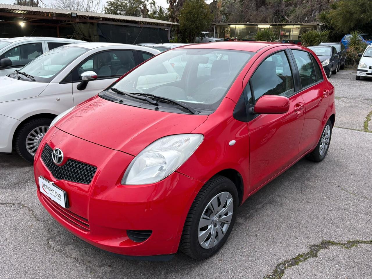 Toyota Yaris 1.0 5 porte