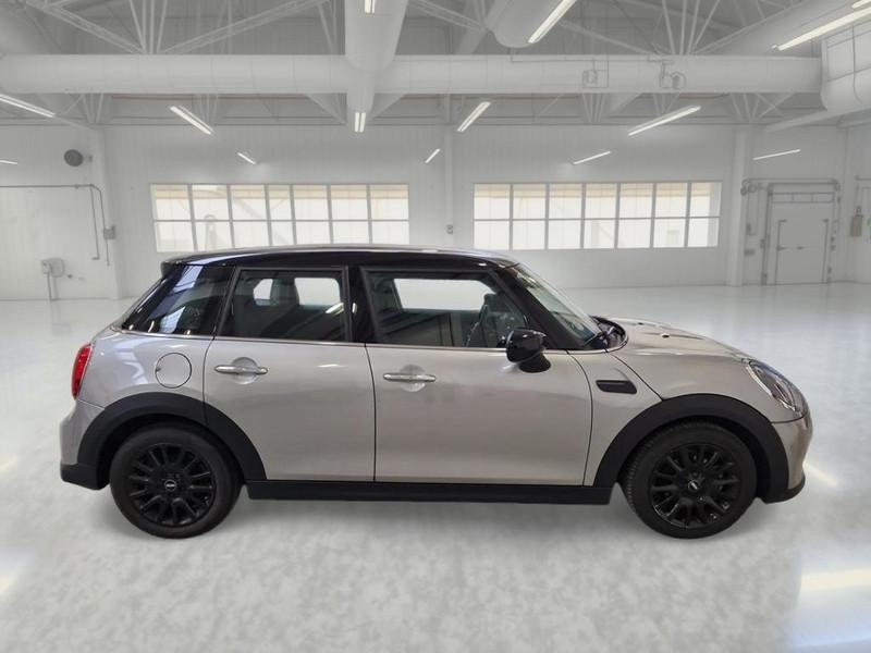 MINI COOPER CLASSIC AUTO 5 PORTE BERLINA