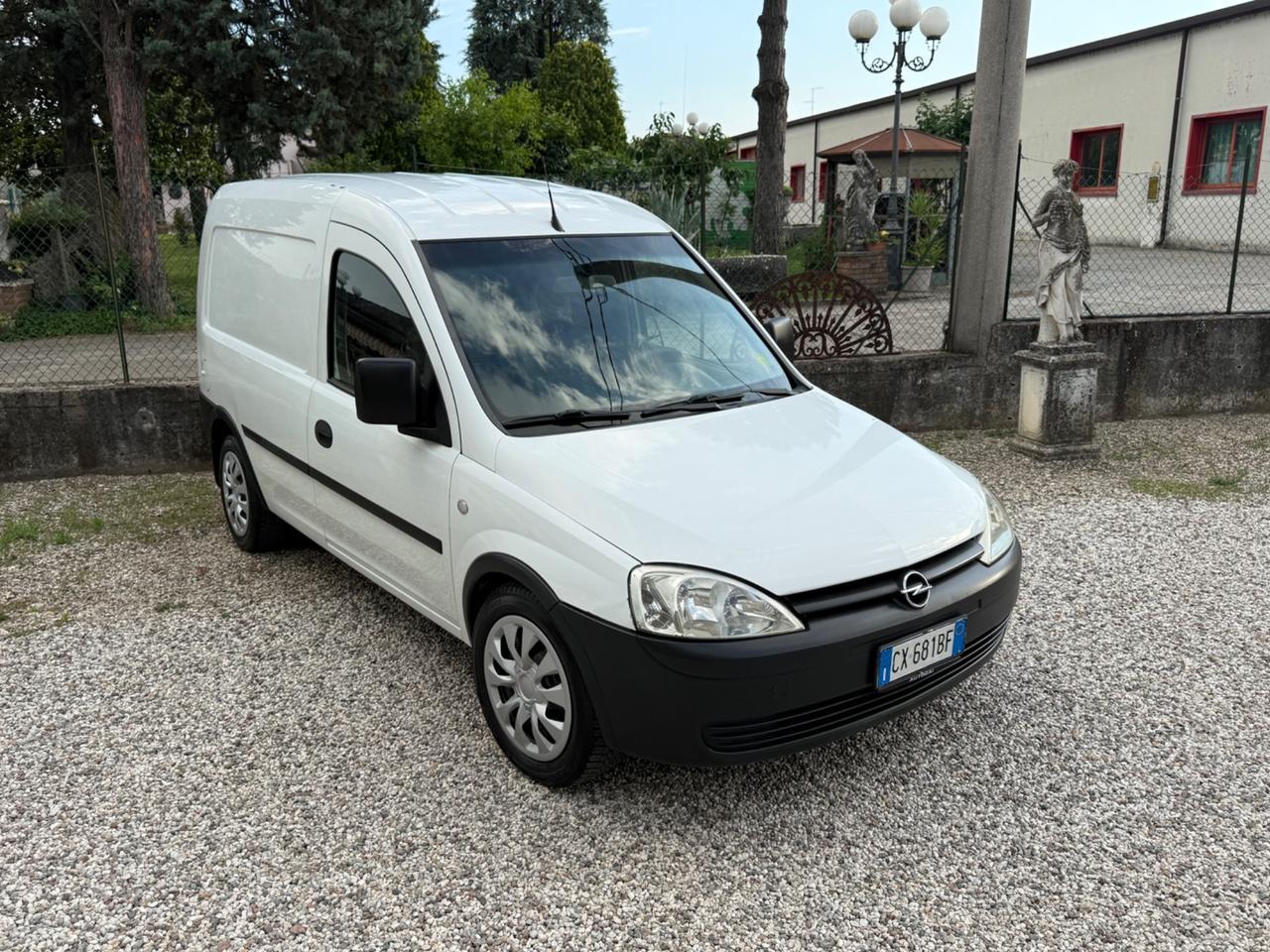 Opel Combo 1.7 CDTI 101CV 3p. Van