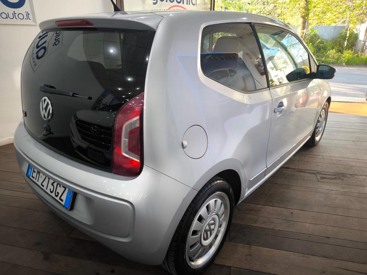 Volkswagen up! 1.0 75 CV 3p. high