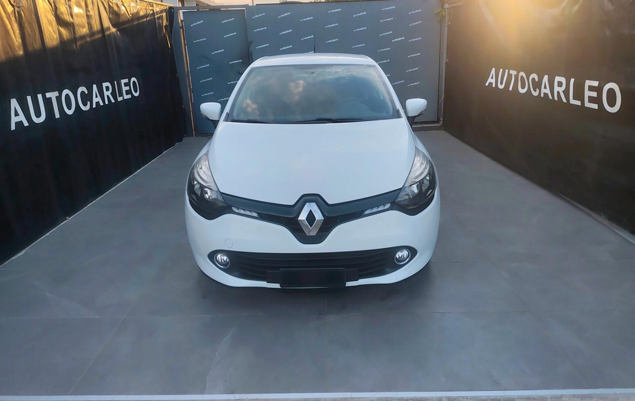Renault Clio 1.2 BENZINA E GPL DI SERIE