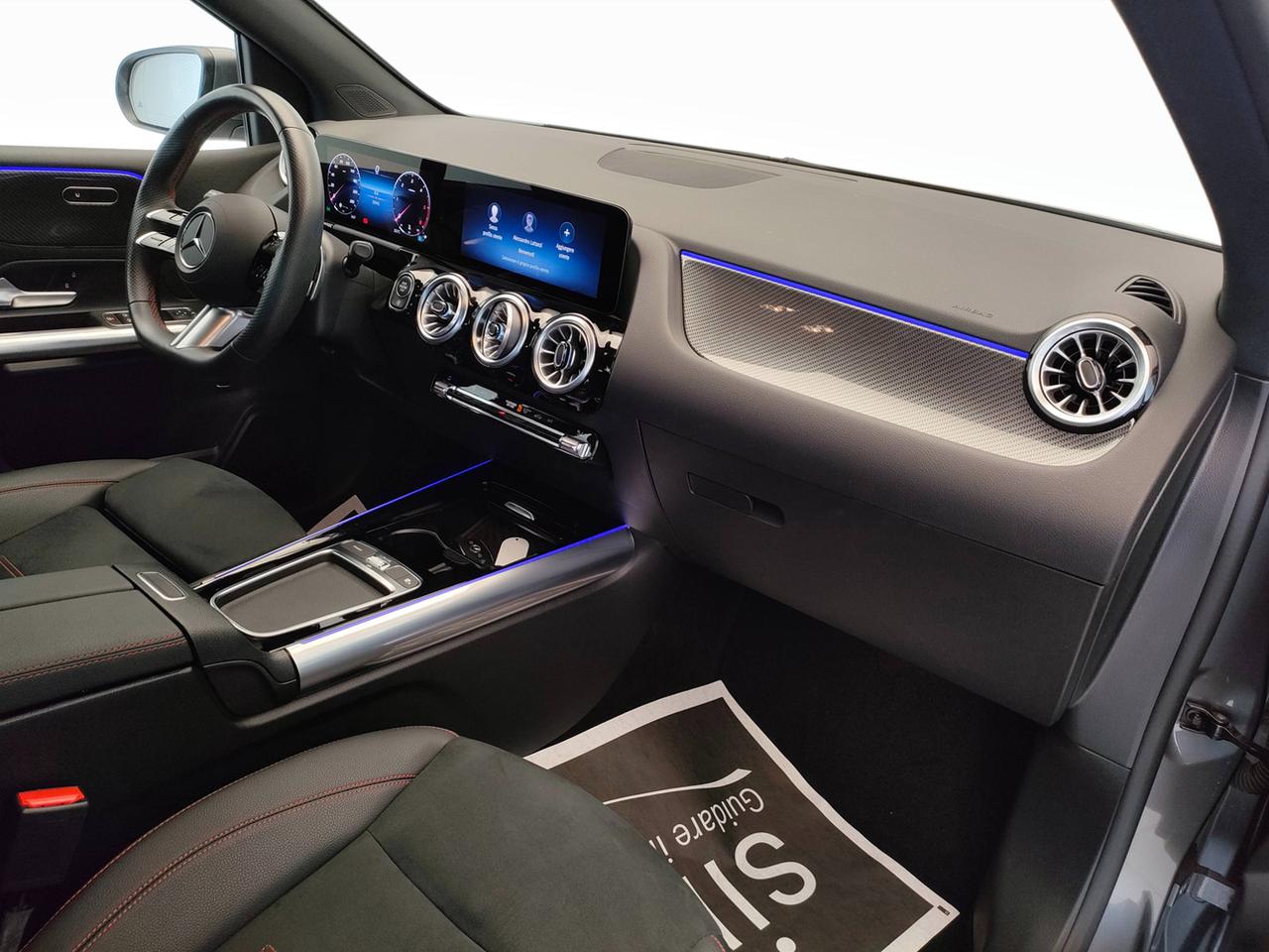 Mercedes-Benz Classe B - W247 2023 - B 180 d AMG Line Advanced Plus auto