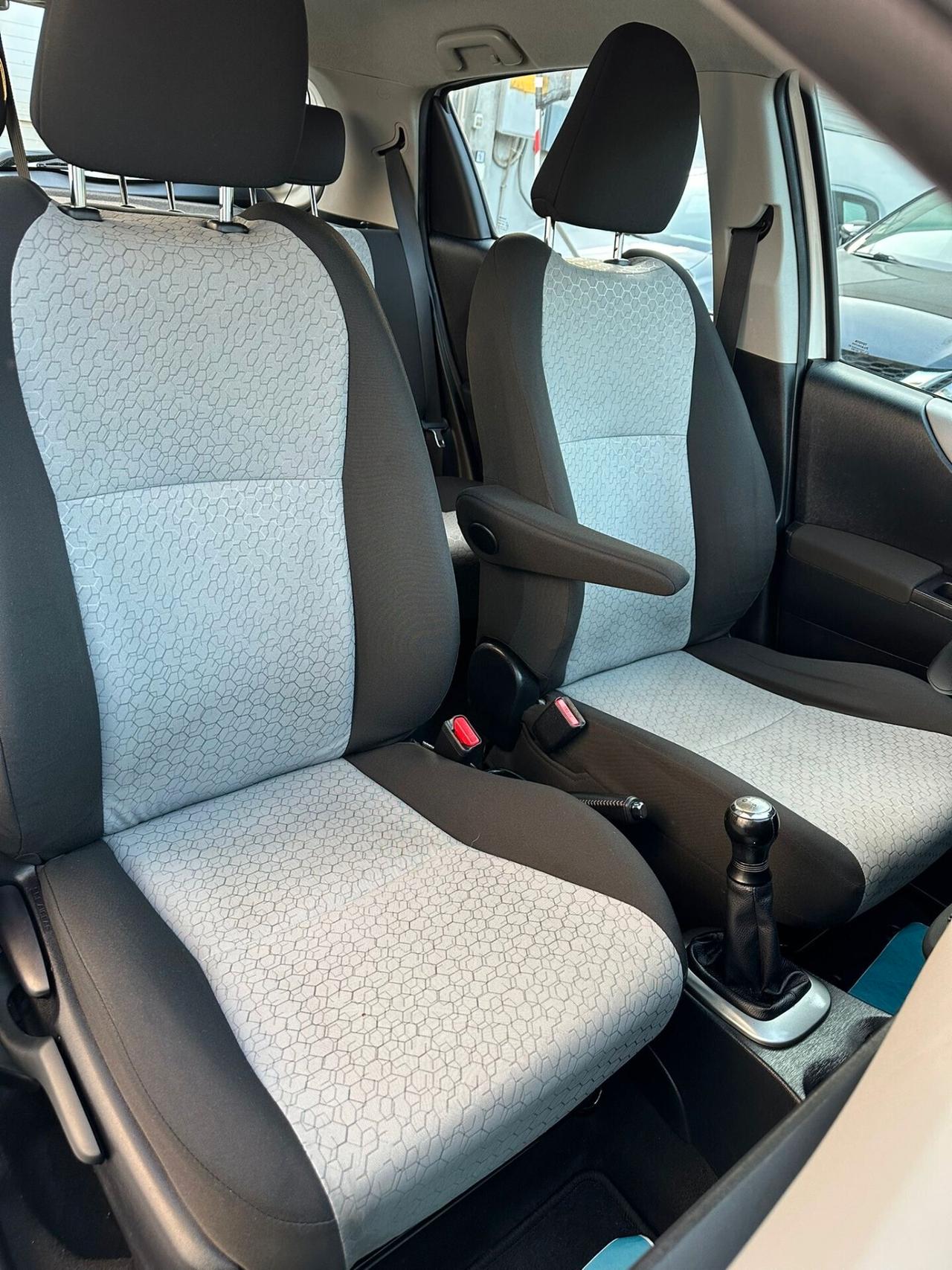 Toyota Yaris 1.0 5 porte Lounge - Unico Proprietario